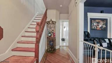 Main picture of 93 11th Ave W