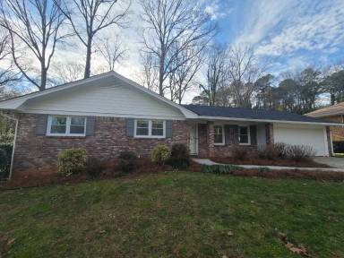 Main picture of 4475 Lake Ivanhoe Dr