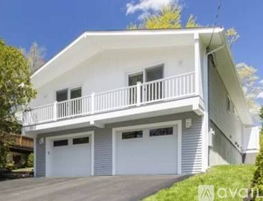 Main picture of 243 Hardy Pond Rd