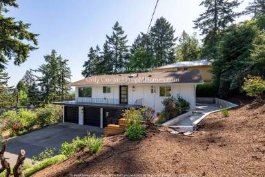 Main picture of 1474 Lee St