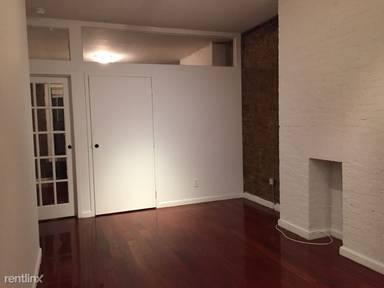 Main picture of 248 E 10th St