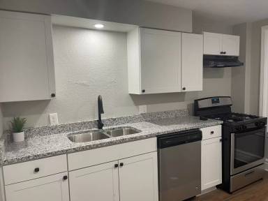 Main picture of 115 Park Ave