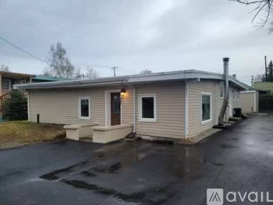 Main picture of 840 4th Ave
