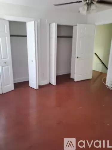 Main picture of 4017 Rye St