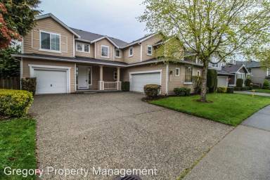 Main picture of 13025 63rd Ave SE