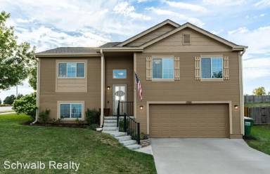 Main picture of 5908 S 191st Ter