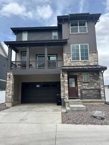 Main picture of 1919 S Fultondale Way