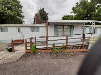 Main picture of 1716 Waverly Dr SE