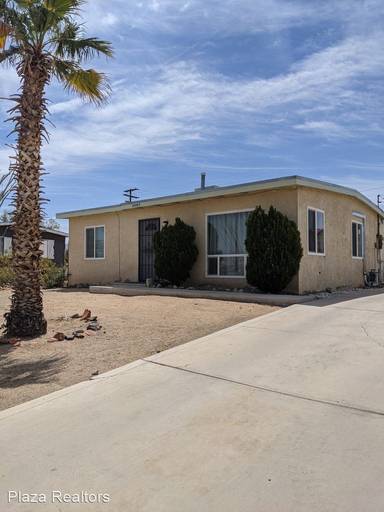 Main picture of 74985 Serrano Dr