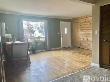 Main picture of 30083 Marshall St