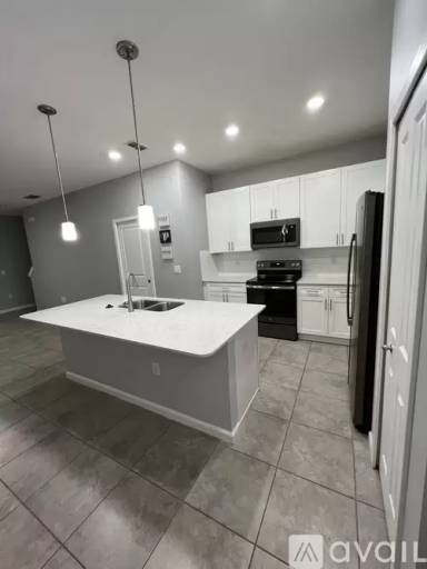 Main picture of 9048 Tecumseh Dr