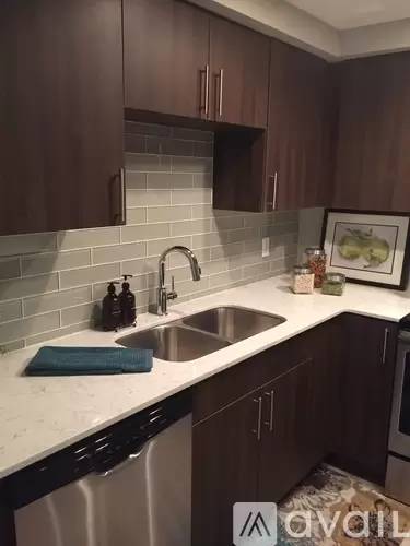 Main picture of 1055 19th St