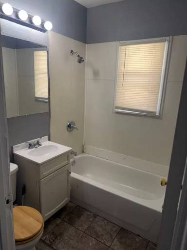 Main picture of 3433 N Palmer St