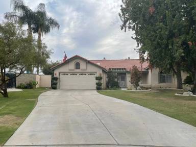 Main picture of 809 Los Mochis Dr