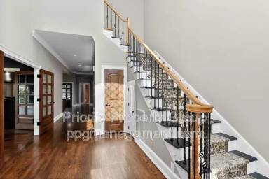 Main picture of 16205 Riverpointe Dr