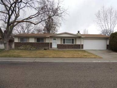 Main picture of 3325 N Covered Wagon Way