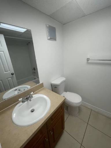 Main picture of 2934 NW 55th Ave