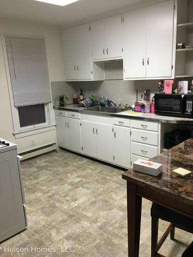 Main picture of 213 Locust St