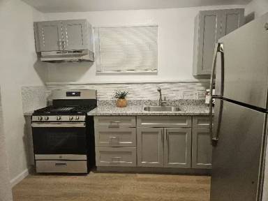 Main picture of 415 Napa St