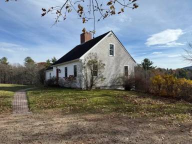 Main picture of 94 W Princeton Rd