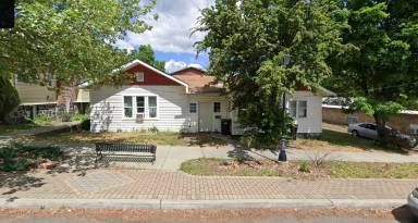 Main picture of 211 College Ave