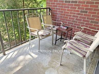 Main picture of Broadlawn Park Condominiums