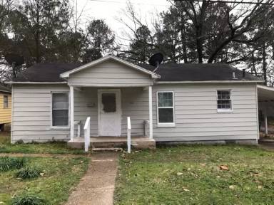Main picture of 1201 E Monroe St