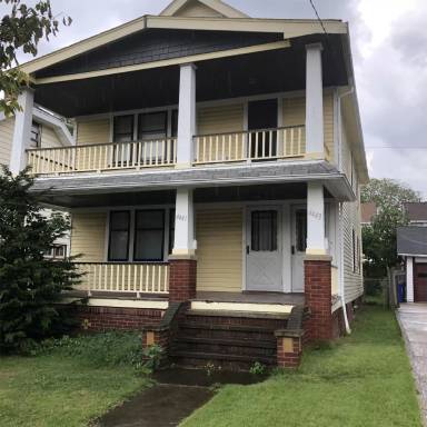 Main picture of 4441 W 48th St