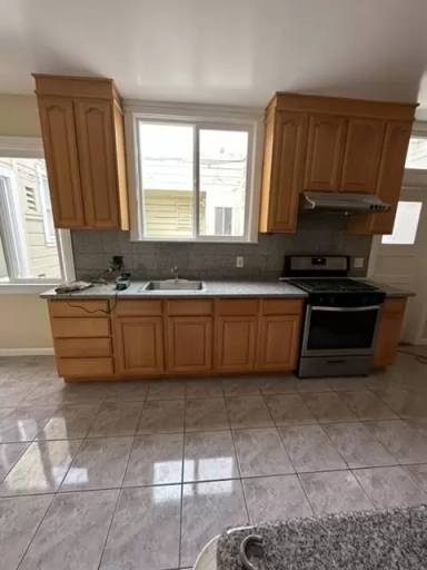 Main picture of 1338 20th Ave