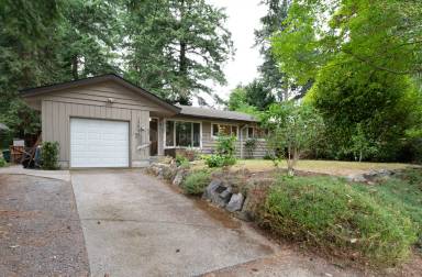Main picture of 13033 27th Ave NE