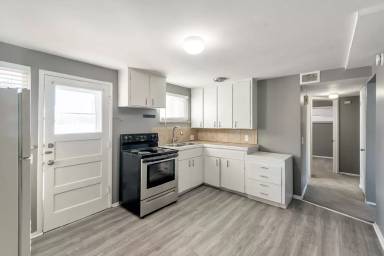 Main picture of 5542 S Grant St