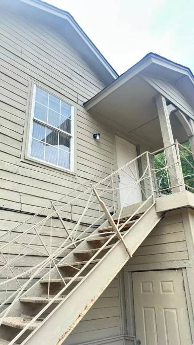 Main picture of 14117 SE 29th St