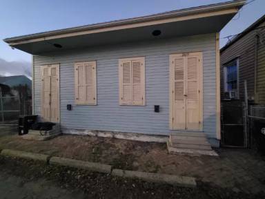 Main picture of 2619 Urquhart St
