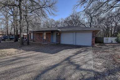 Main picture of 213 Pecan St