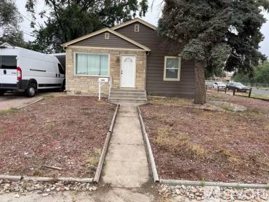 Main picture of 204 S Hancock Ave