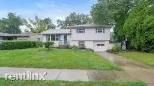 Main picture of 4908 Malden Way