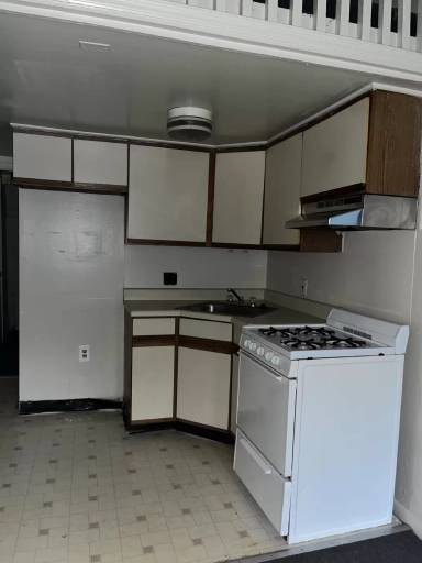 Main picture of 4522 Baker Street