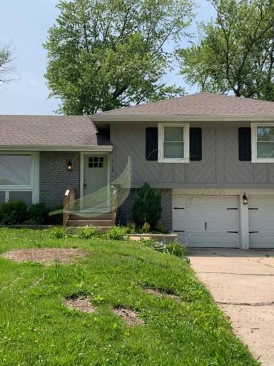 Main picture of 5336 N Richmond Ave