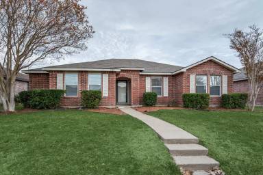 Main picture of 1520 Starpoint Ln
