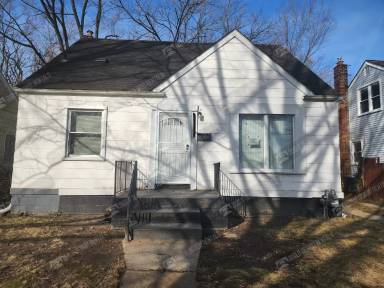 Main picture of 18551 Fielding St