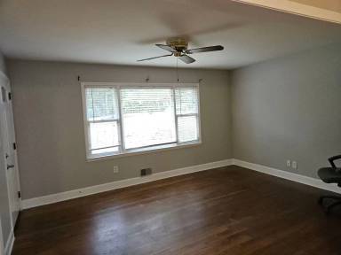 Main picture of 2695 Sandtown Rd SW