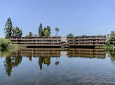 Main picture of 1818 Laguna St