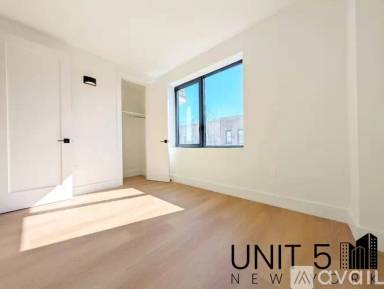 Main picture of 1316 Lincoln Pl