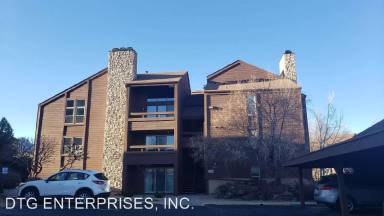 Main picture of 140 W Rockrimmon Blvd