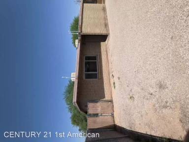 Main picture of 3045 N Euclid Ave