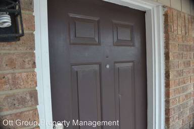 Main picture of 1015 Parmer Ave