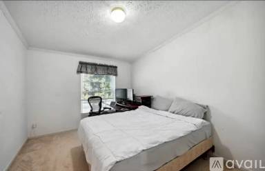 Main picture of 5634 Clay St