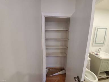 Main picture of 2 Greenwich St