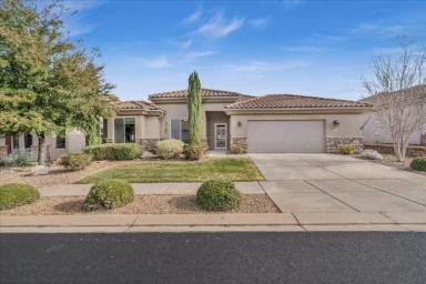 Main picture of 4907 S Bonita Bay Dr