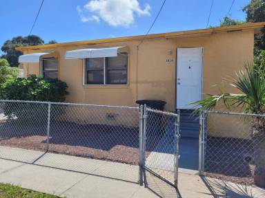 Main picture of 1016 L A Kirksey St Apartments